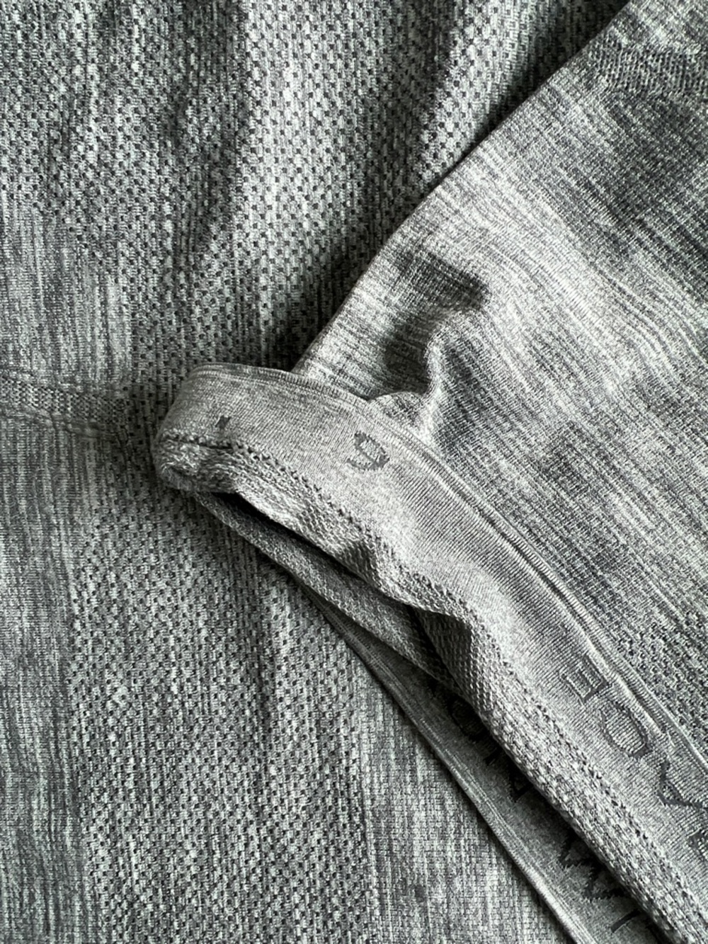 lululemon swiftly Heathered Gray Short Sleeve Tee - Picture 3 of 4